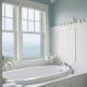حمام به سبک ساحلی با دید باز دریا